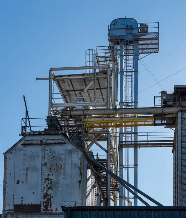 Benefits of professional industrial M&V including accurate ROI tracking and regulatory compliance by JTM Consulting.